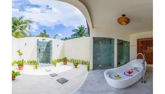 Furaveri Island Resort & Spa poza 8