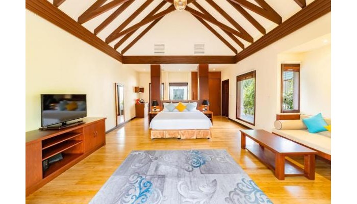 Furaveri Island Resort & Spa poza 6