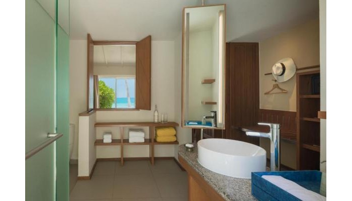 Centara Ras Fushi Resort & Spa Maldives poza 16