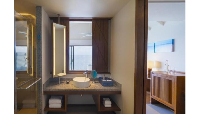 Centara Ras Fushi Resort & Spa Maldives poza 18