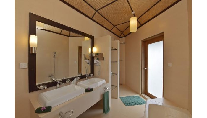 Angaga Island Resort & Spa poza 9
