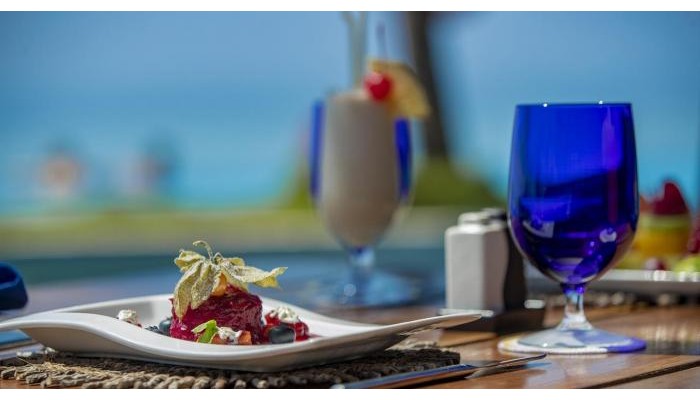 Filitheyo Island Resort poza 9