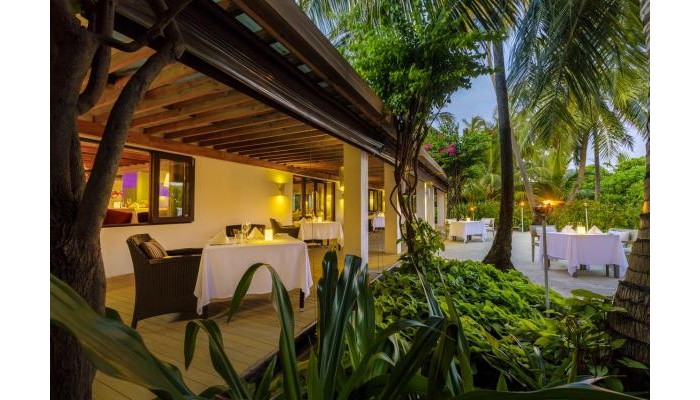 Hotel Velassaru Maldives poza 17