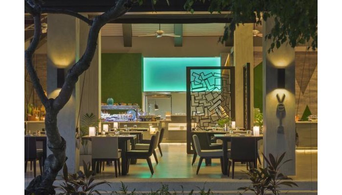 Hotel Velassaru Maldives poza 19