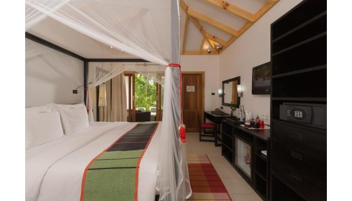Vilamendhoo Island Resort & Spa poza 12